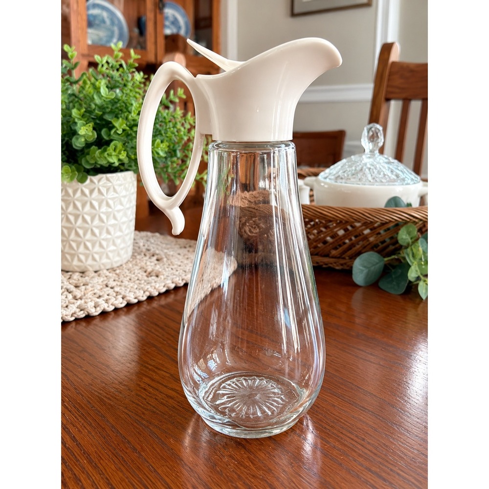 Vintage 1970's Syrup Dispenser with White Thumb Trigger Pour Spout Lid 9.5 inch